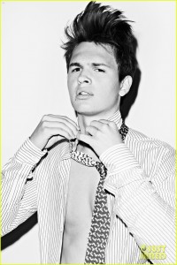 Why thank you, Just Jared, for this Ansel Elgort picture.